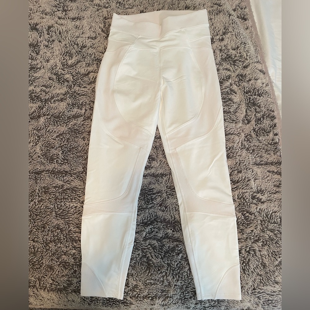 Lululemon New Ambition Super High-Rise Tight 25”